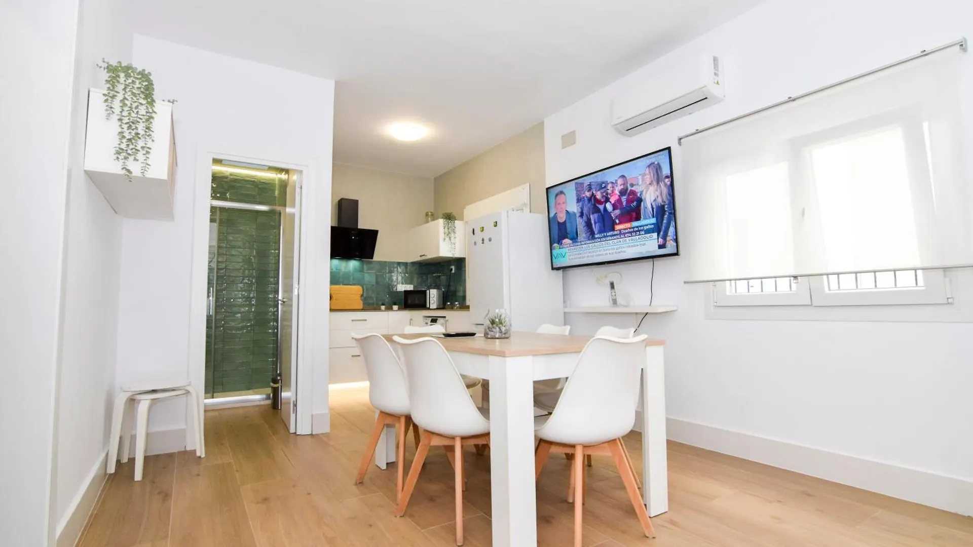 Apartamentos Atlantida 치피오나 스페인